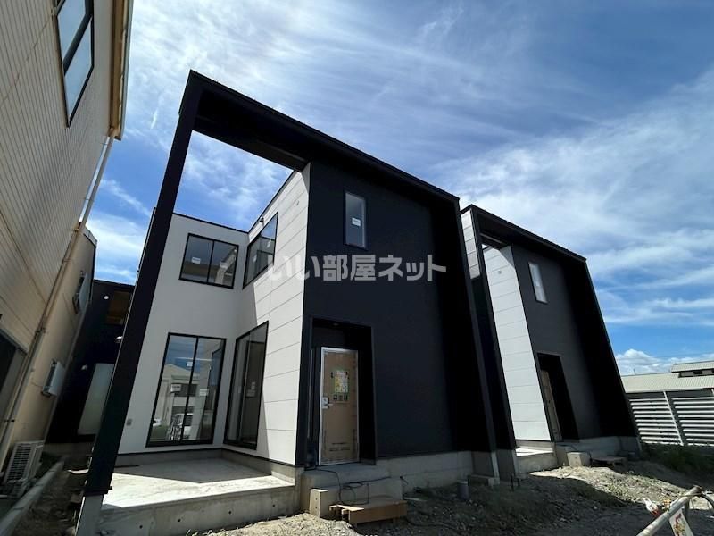 ロイヤルシティ頭陀寺 B(東棟 南)の外観画像