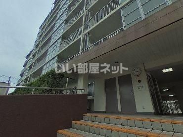 成田中央公園スカイハイツC棟の外観画像