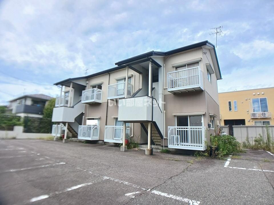 バーン荒町B棟の外観画像
