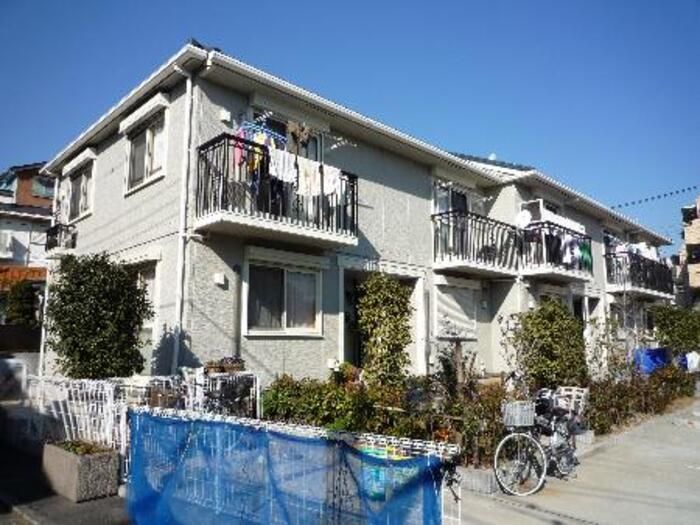 アヴェニール三渓園の外観画像