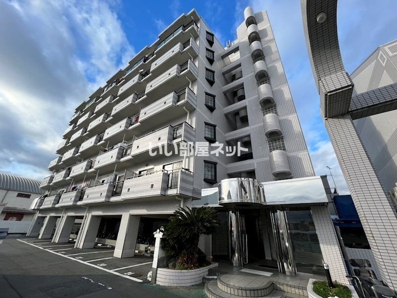 グランドハイツ洛南の外観画像