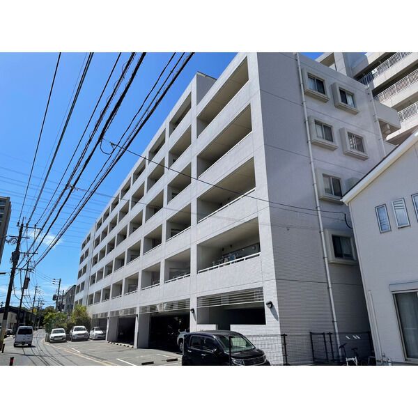 パークラガッツアの外観画像