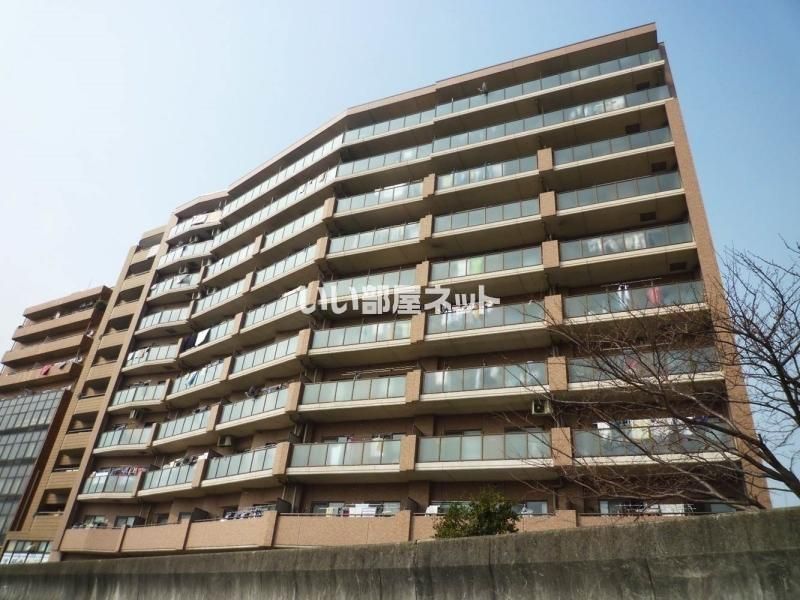 鶴見イーストリバーの外観画像