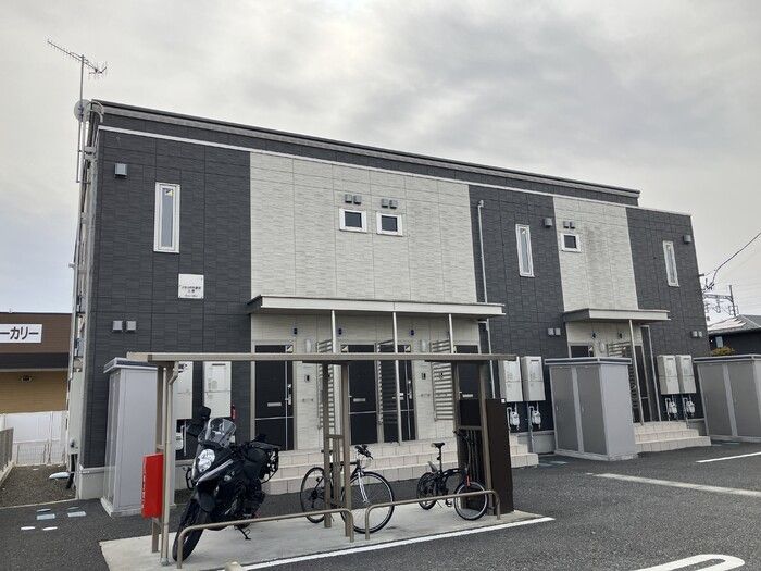アルカサル駅東 Aの外観画像
