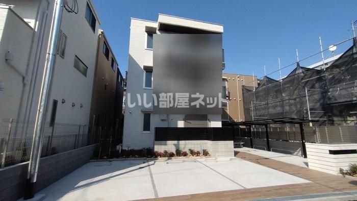 スペチアーレ小松の外観画像