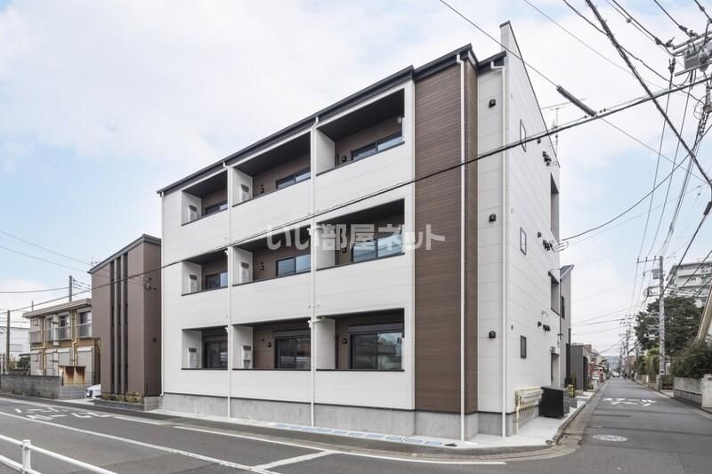 カーサ西鶴間の外観画像