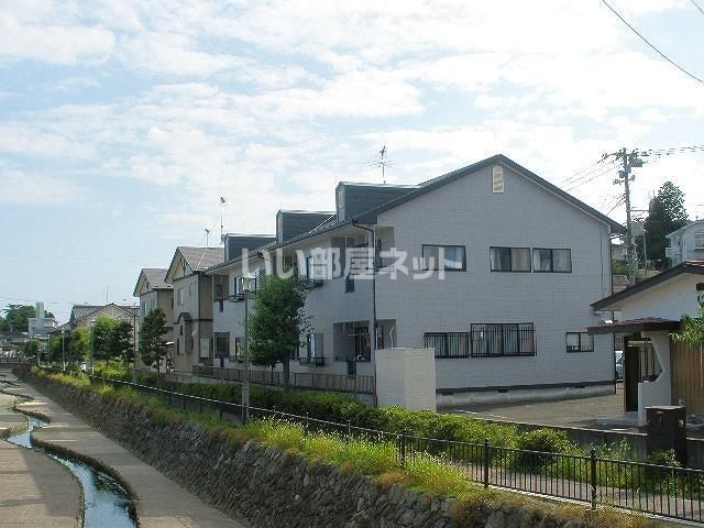 ファミール菅野の外観画像