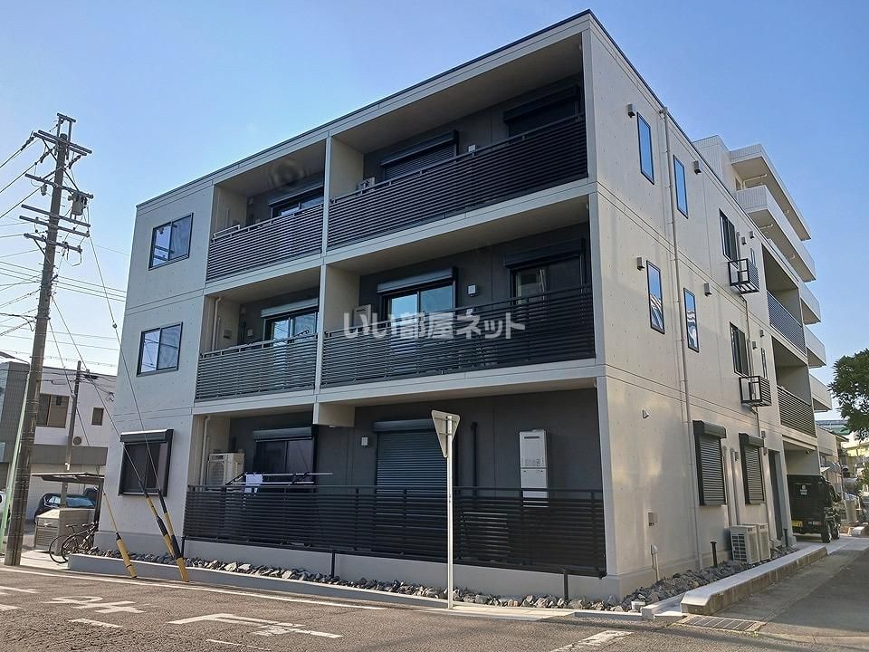 AVANCE ISSHAの外観画像