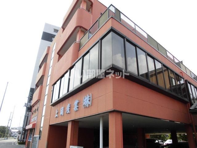 上岡ビルの外観画像