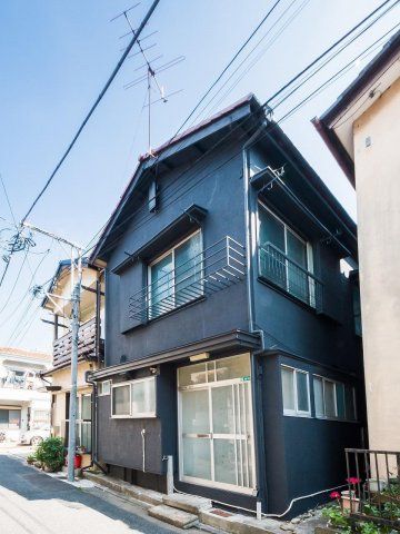 リノベ2階建て戸建・瑞江ハウス 2駅利用可の外観画像