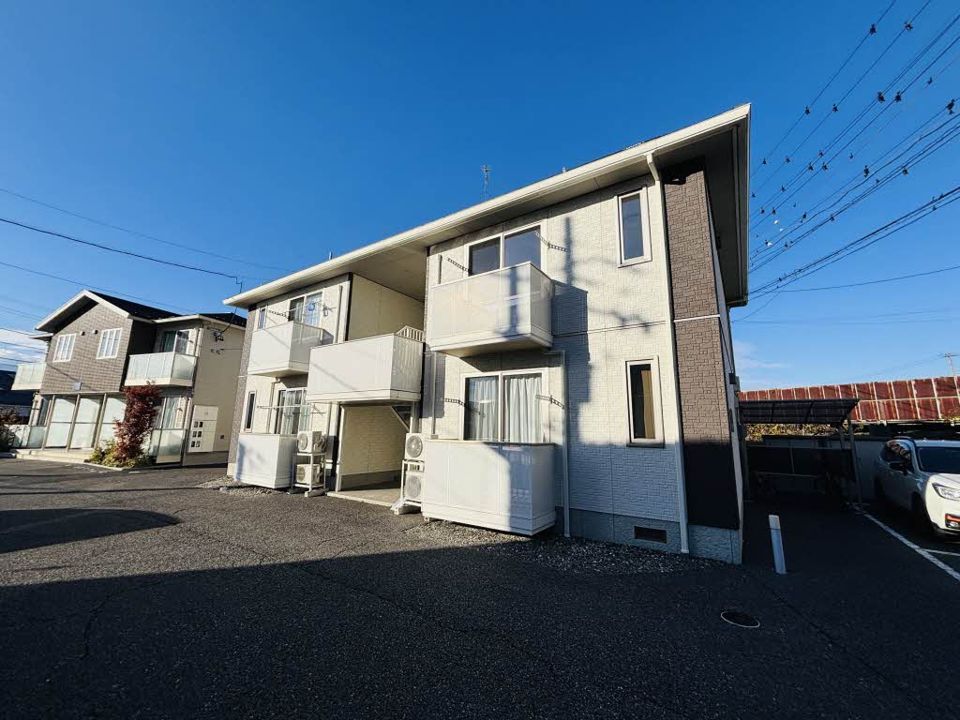 ラ フレッサ Bの外観画像