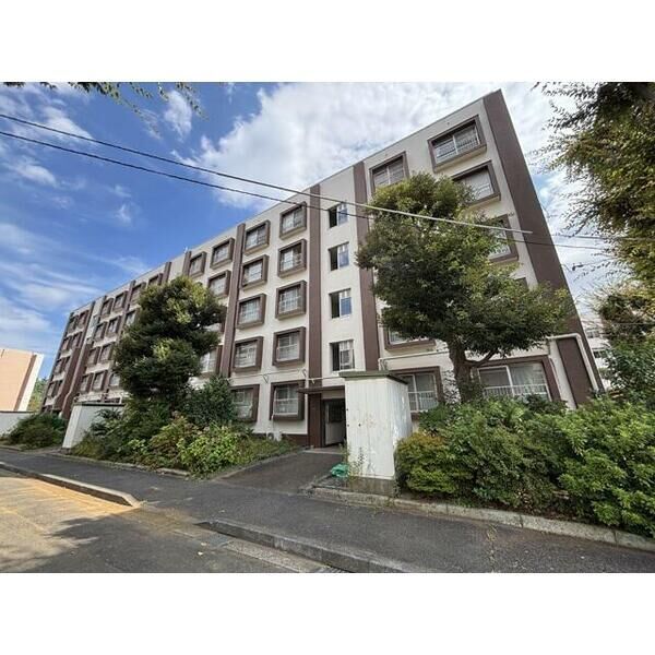 久米川駅東住宅22号棟の外観画像