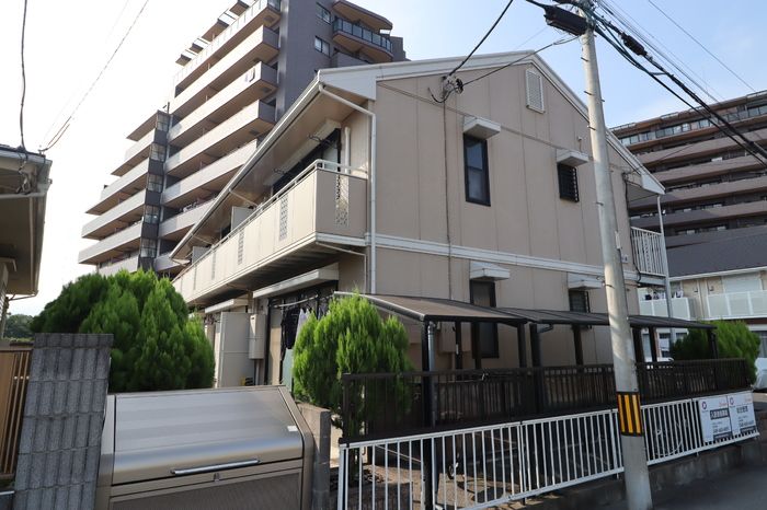 シャトル藤の外観画像