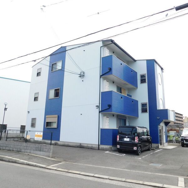 フォレスト泉の外観画像
