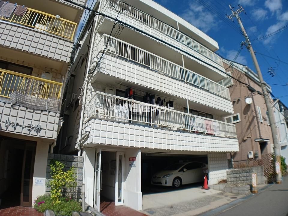 S&T NAKAMOZUの外観画像