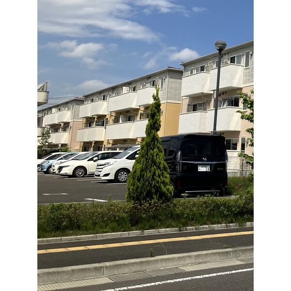 メリディアンなないろの里弐番館の外観画像