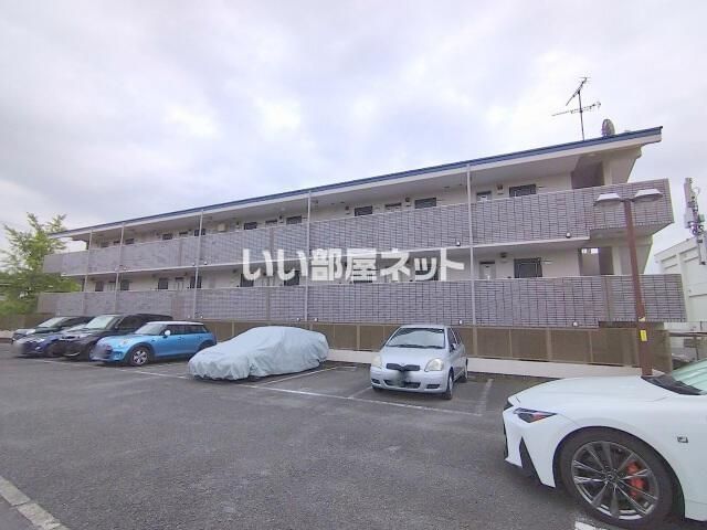 ラーチ鷺沼の外観画像