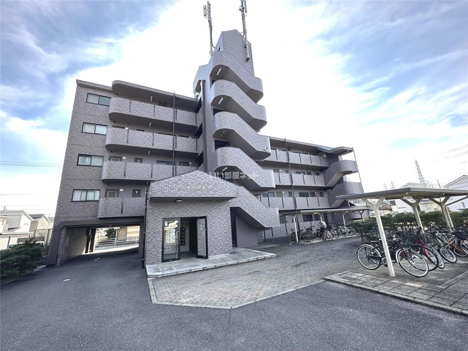 サフィニア・Fの外観画像