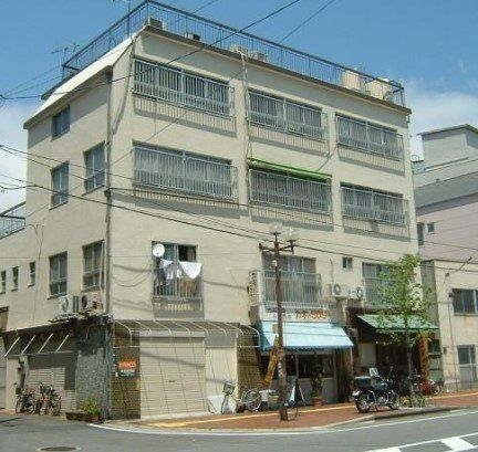 財前アパートの外観画像