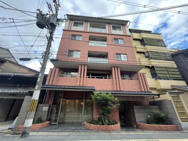 プリオーレ京都三条高倉の外観画像
