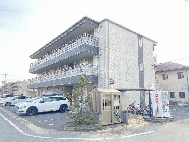 トラスティ IIの外観画像