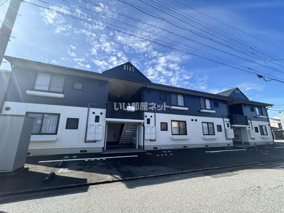 ディアス堀川の外観画像