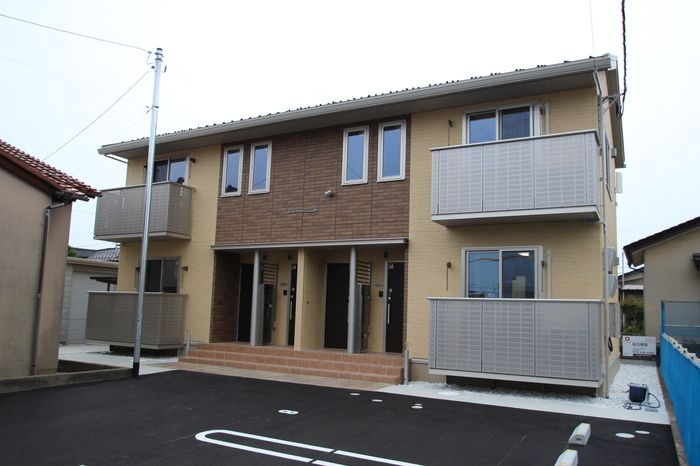 クレジュールⅢの外観画像