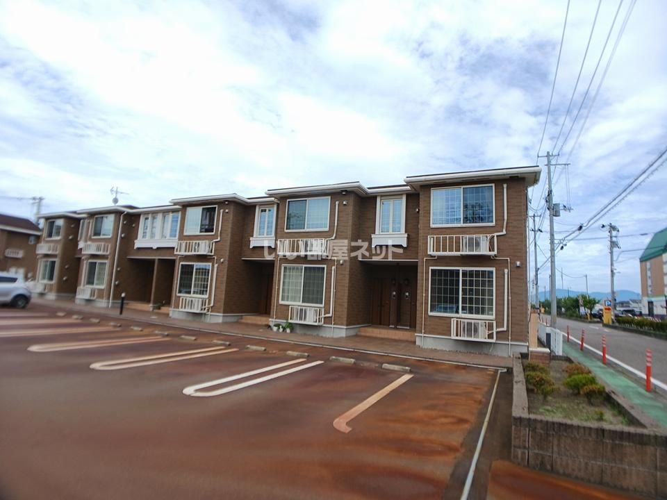 クローバーハイツⅠの外観画像