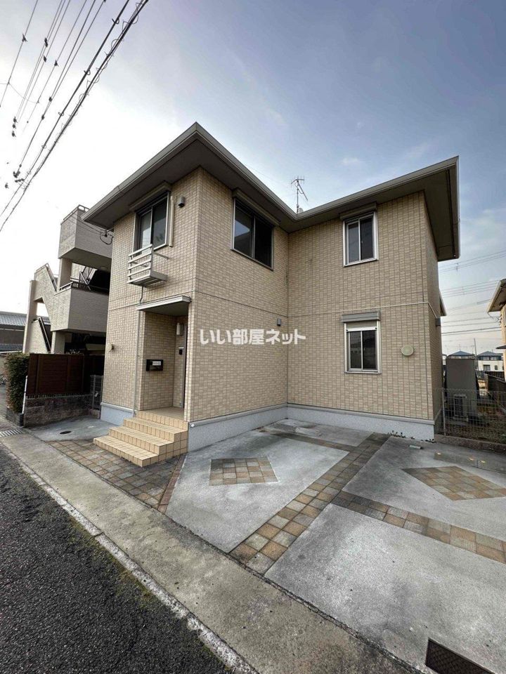 秋定様戸建Ⅱ A棟の外観画像