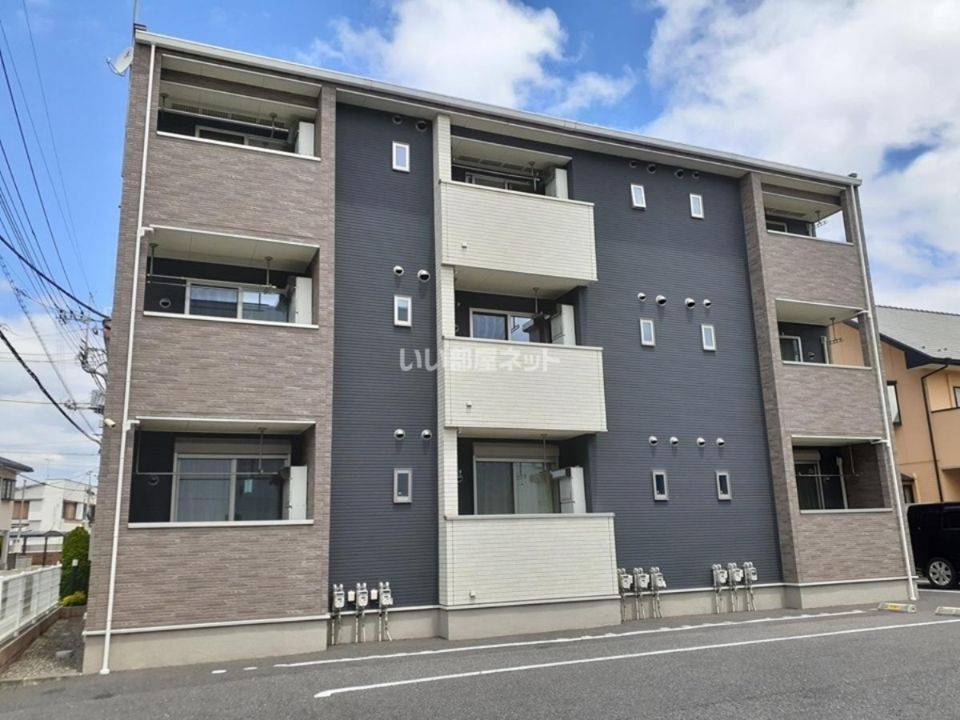 ワールドプレイス Fの外観画像