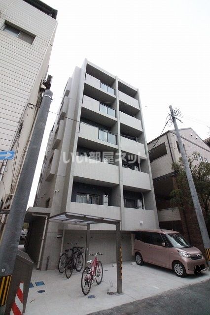 シャトーアルモニ鹿大前の外観画像