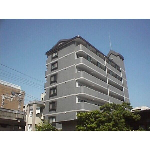 パインクレスト高宮の外観画像