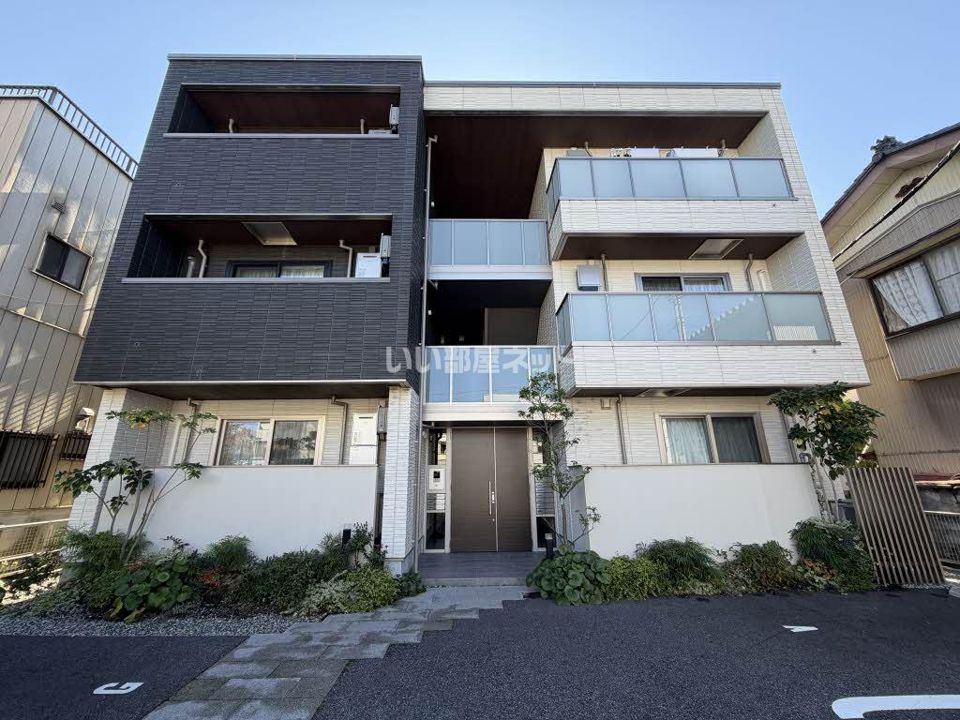 ジュエリス大泉の外観画像