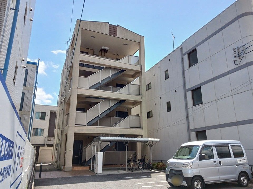 ジェントリー山本の外観画像