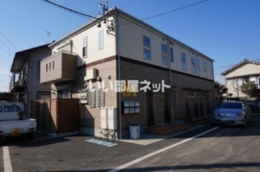メープルコートの外観画像
