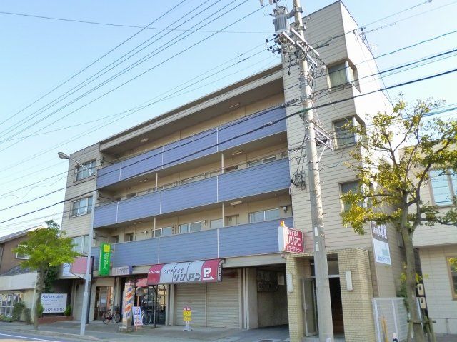 臼井ビルの外観画像