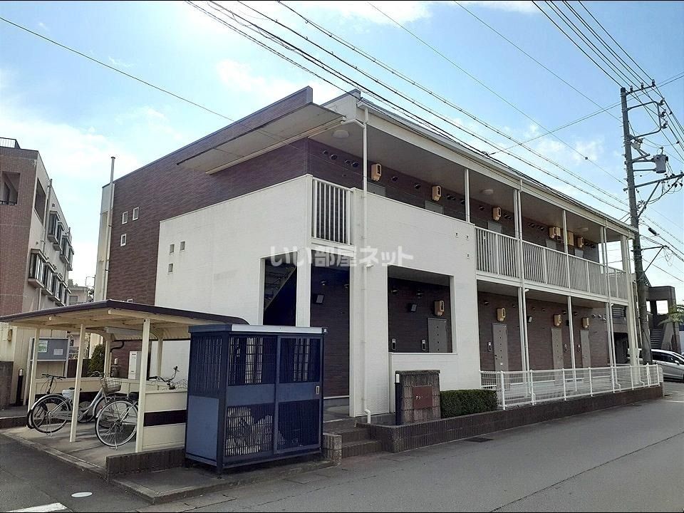 グラスロードの外観画像