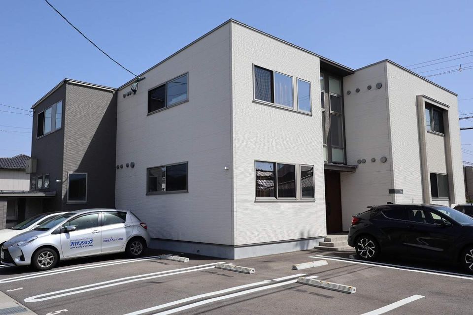 ELVITAの外観画像