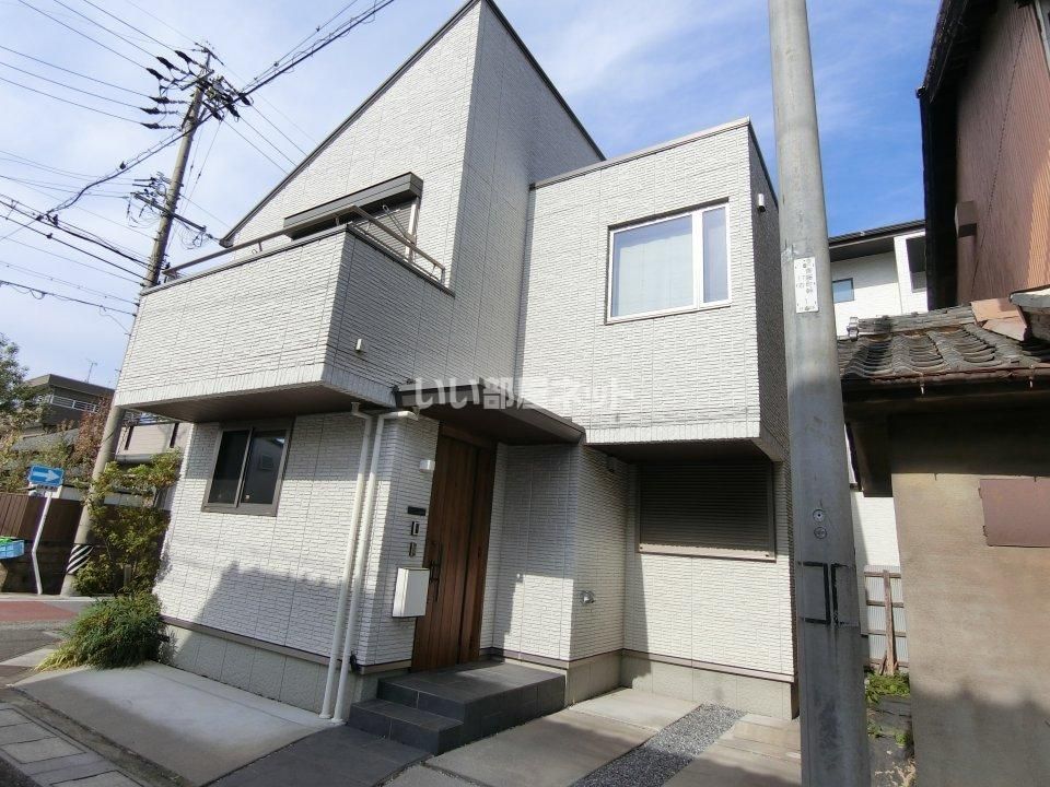 加納大黒町一丁目貸家の外観画像