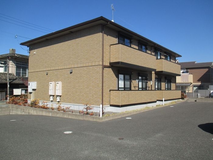 フレール A棟の外観画像