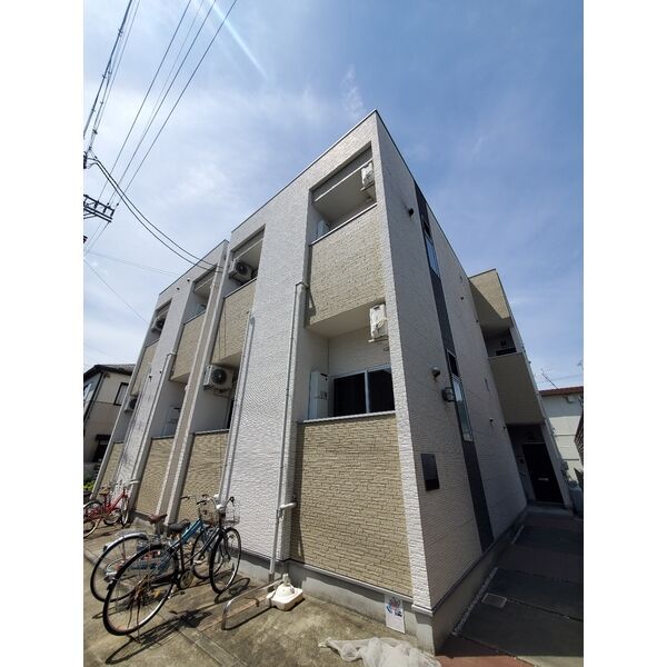 エスパス・リブレの外観画像