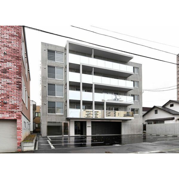 イール南円山の外観画像