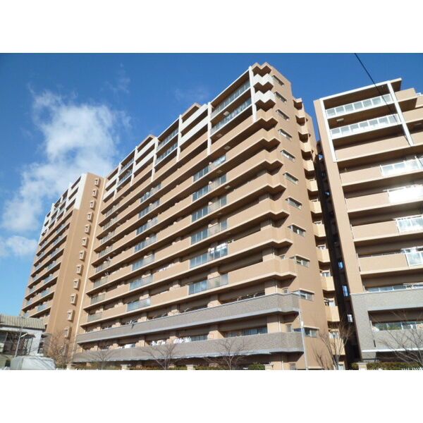 ルイシャトレ寝屋川の外観画像