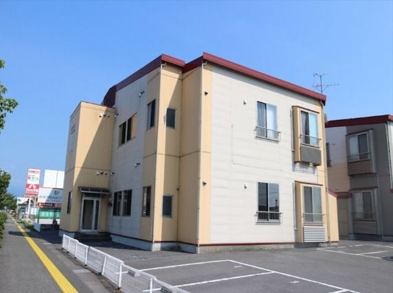 クエストUの外観画像