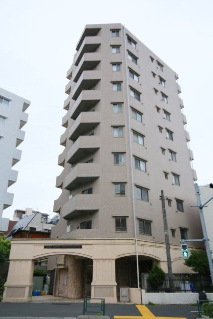 ラグジュアリーアパートメント文京千石♯01の外観画像