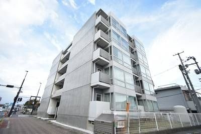 シャインコート岡南町の外観画像