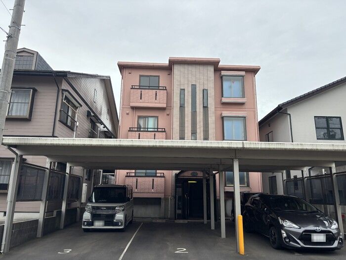 サンテラス松井二の宮の外観画像