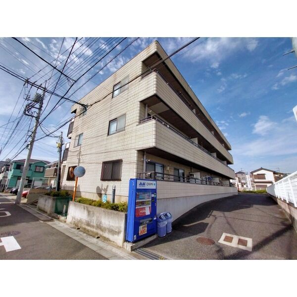 エバーグリーンの外観画像
