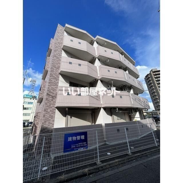 アール・ウェールの外観画像