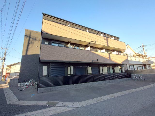 キャメル草加八幡町の外観画像